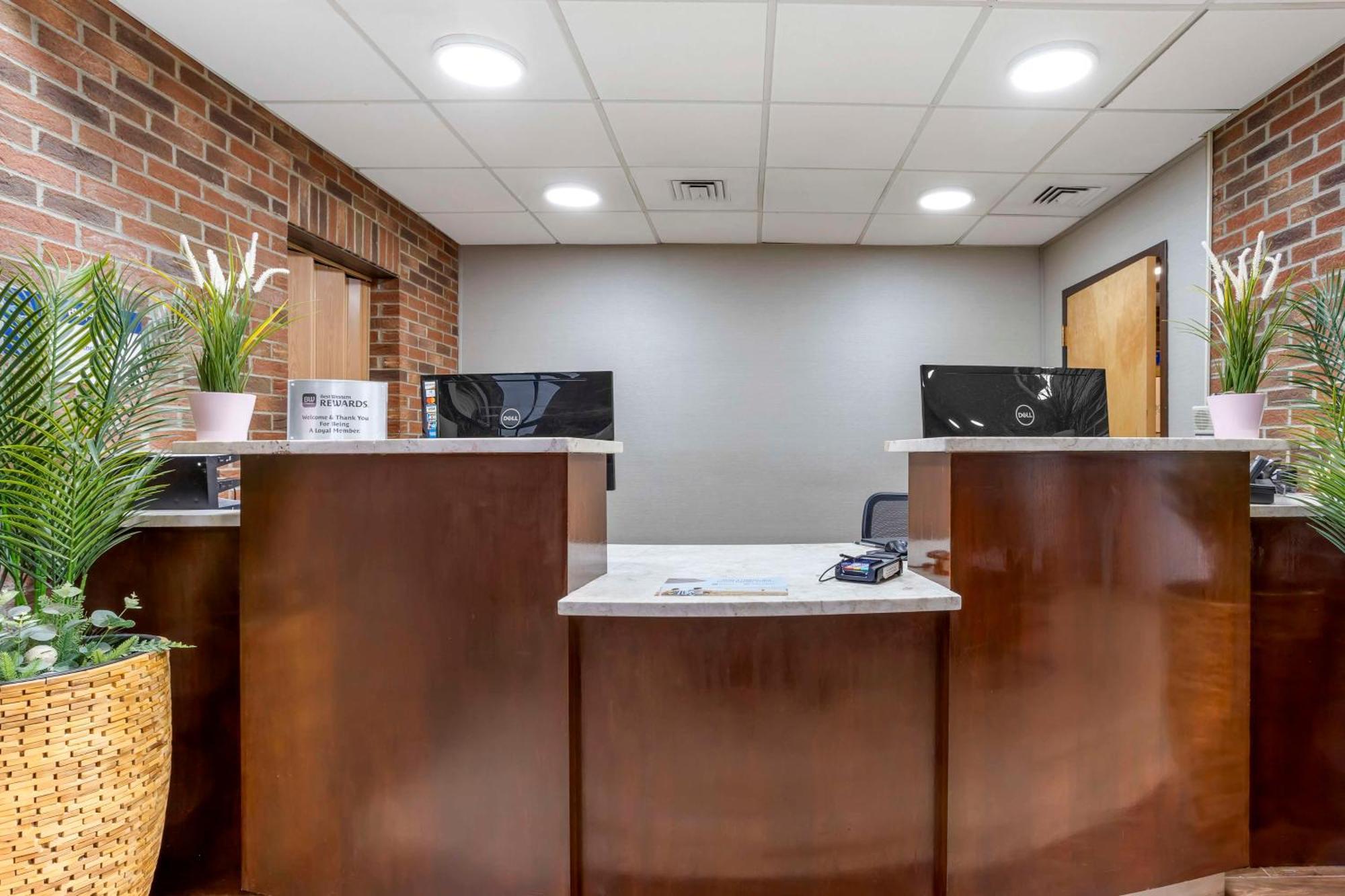 Best Western Danbury/Bethel Exterior photo